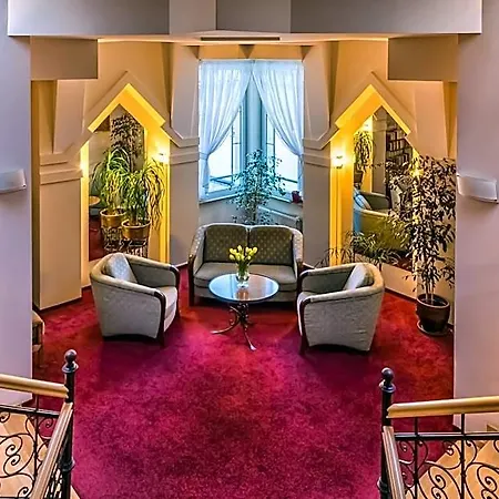Berliner Hotel *